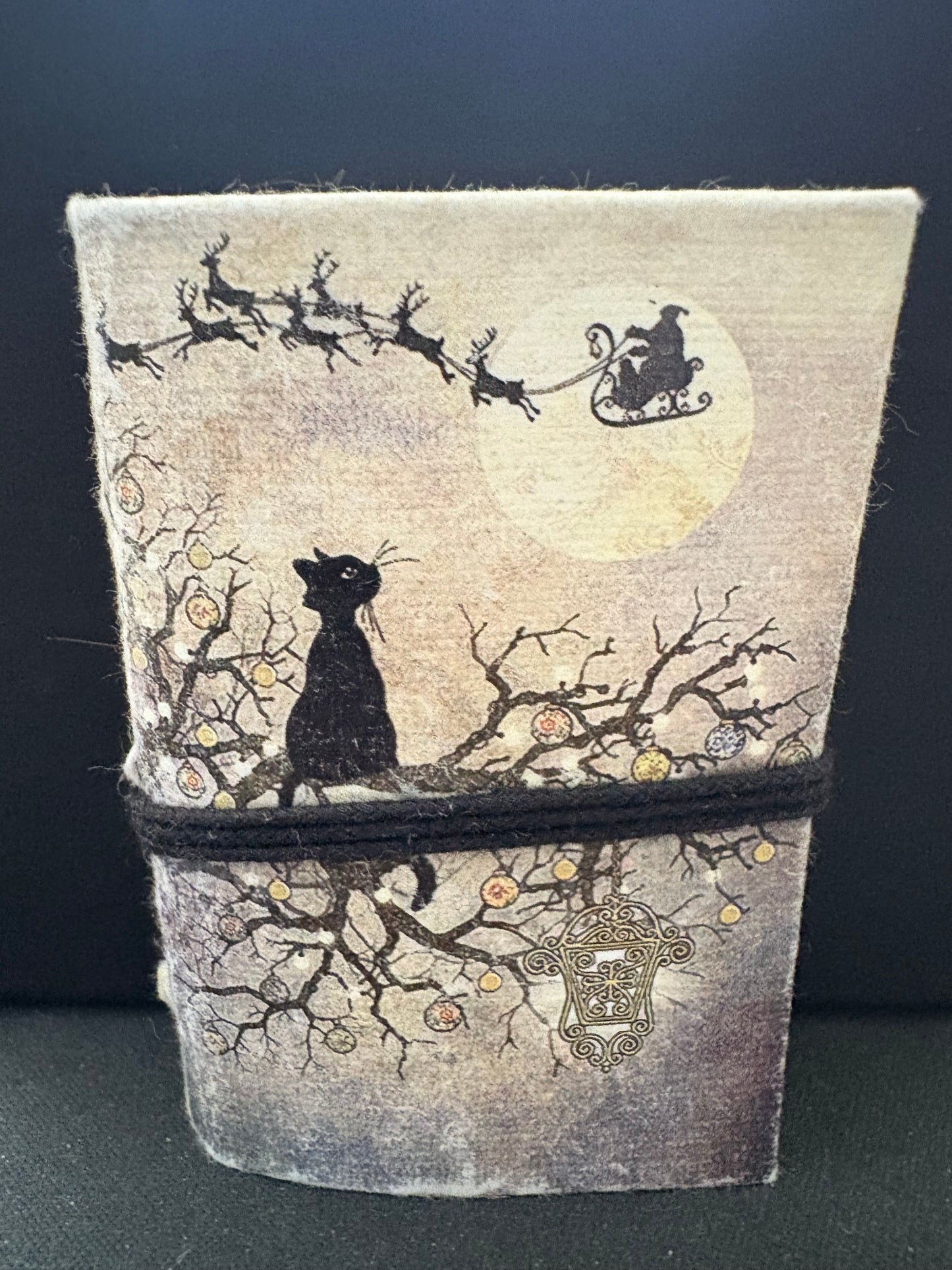 Vintage Cat Scene Mini Tie Journal